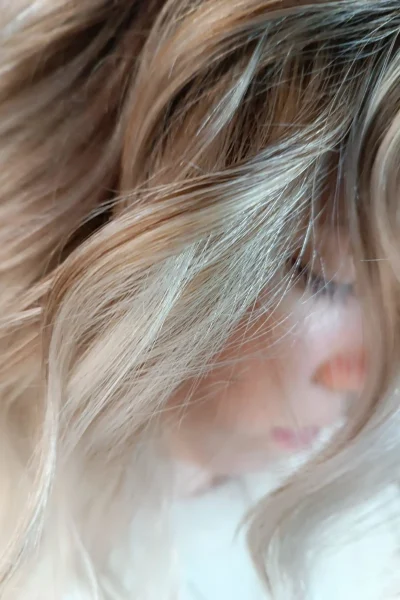 nove-hair-inhouse-cliente-stile-20-lato-zoom